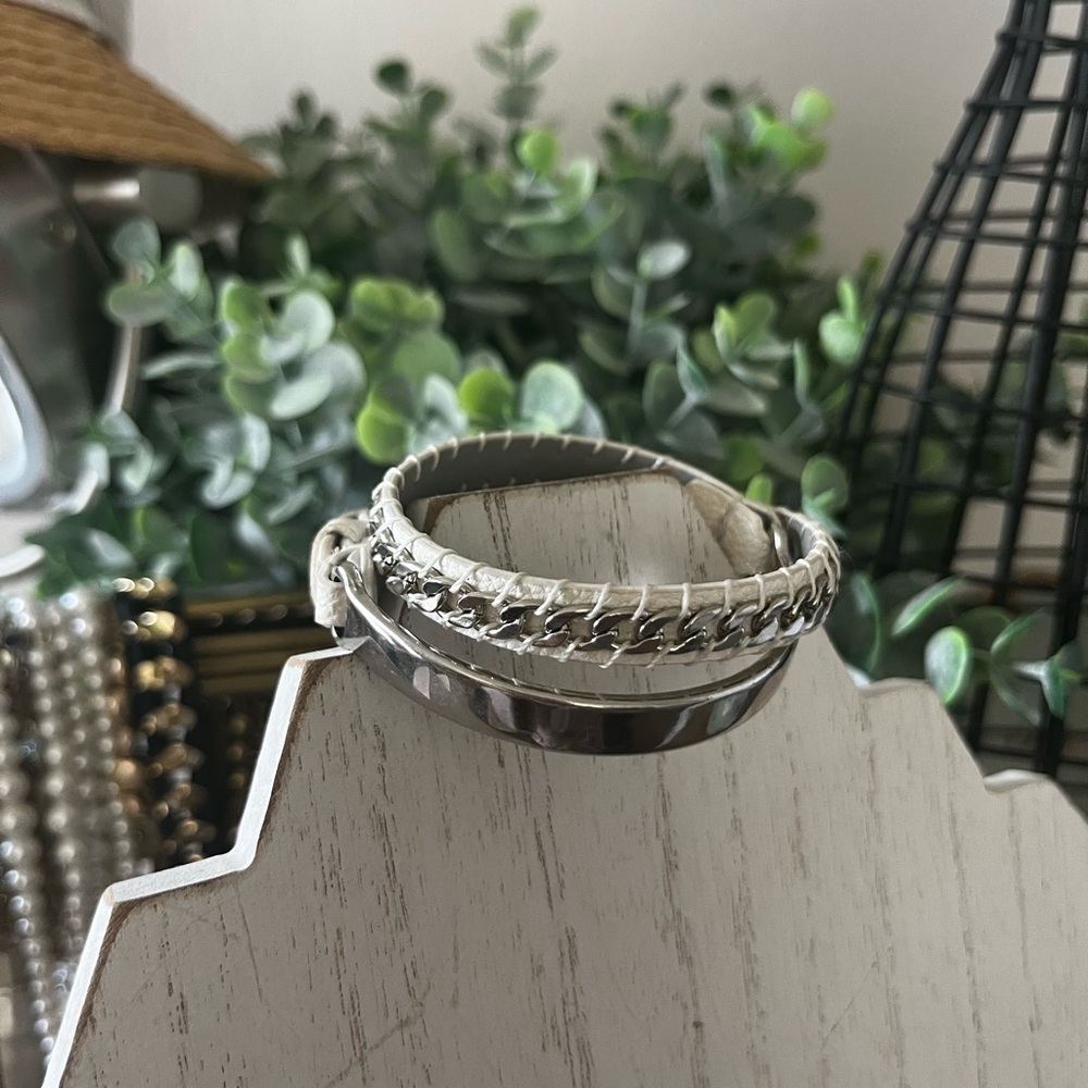 🖤 DOUBLE strap wrap white LEATHER bracelet